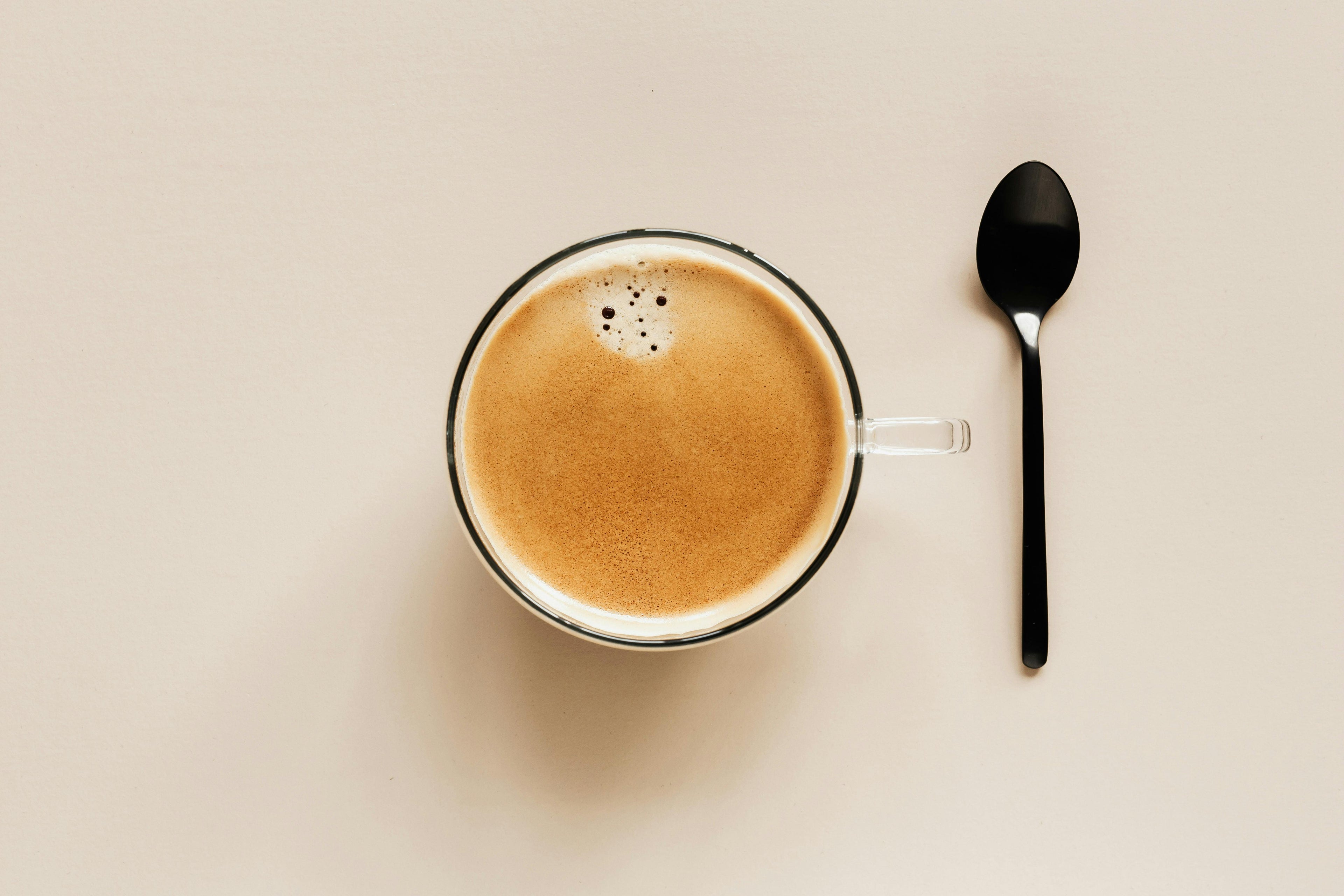 Pourquoi boire moins de café : et si la chicorée était la réponse ?